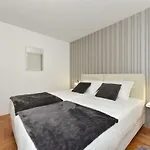 Gravic Apartament *