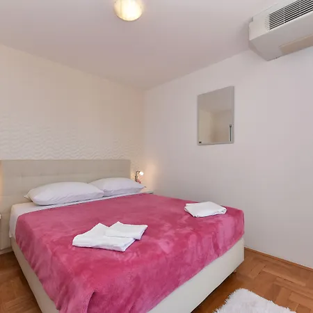 Gravic Apartamento Zadar