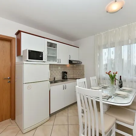 Gravic Apartment *